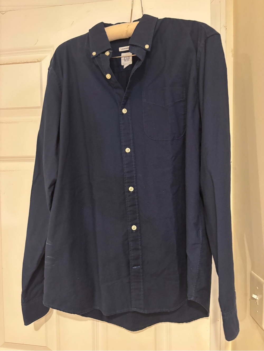 GAP Men's Navy Button-Down Long Sleeve Shirt